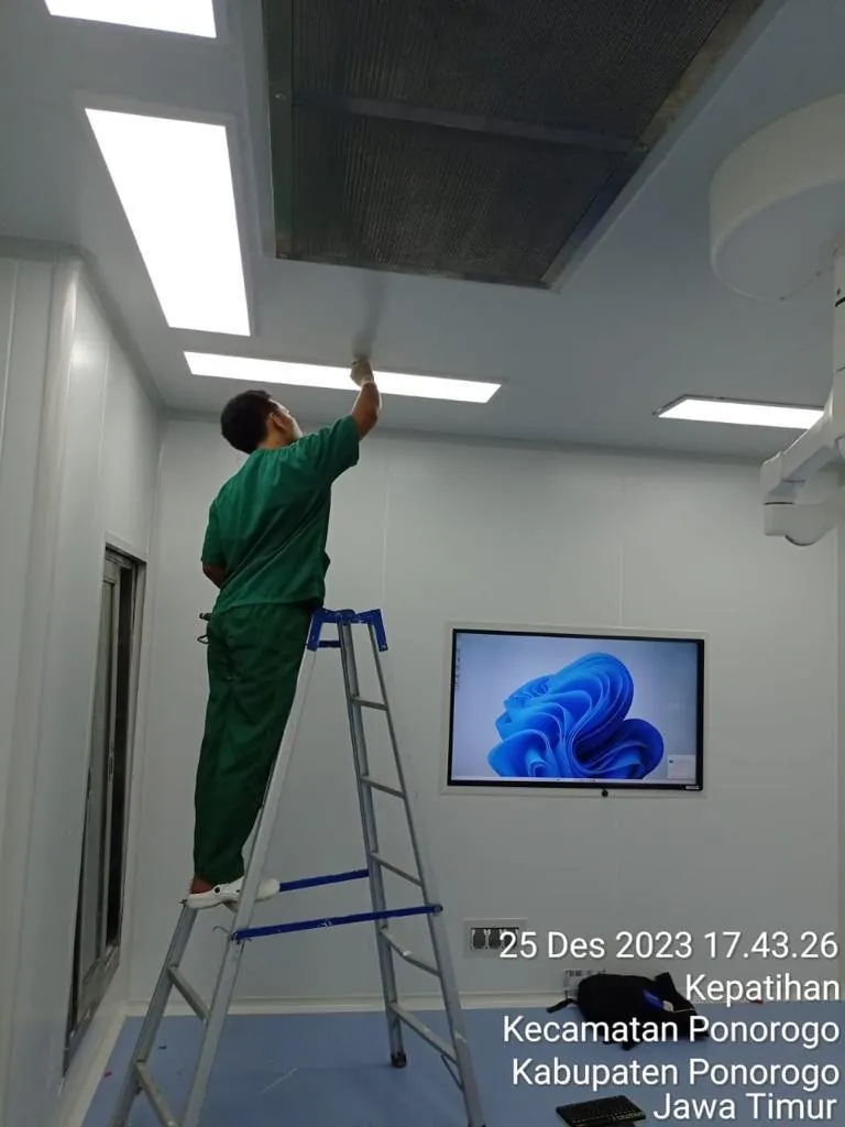 Laminar Flow MOT